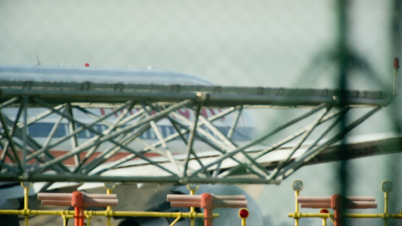 perímetro del aeropuerto 18