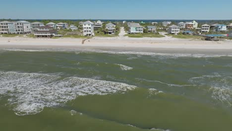 aproximación aérea de la playa en el cabo san blas, florida