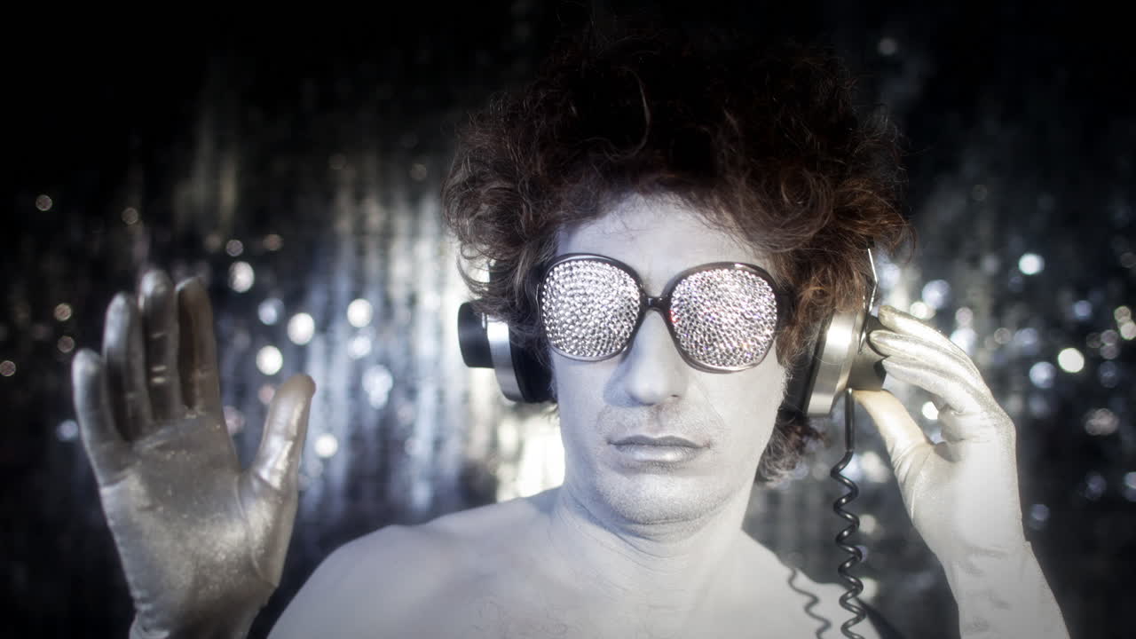 сильверман 4k 01