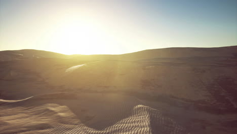 sunrise over vast desert landscape showcasing natural beauty and tranquility