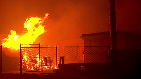 Santa-Ana-Winds-Fuel-The-Inferno-Of-Flames-At-Night-In-The-Hills-Above-Ventura-And-Santa-Barbara-During-The-Thomas-Fire-2