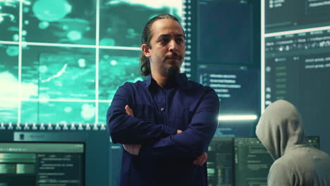 grupo de hackers que se dirige a la seguridad de la red en la oficina gubernamental