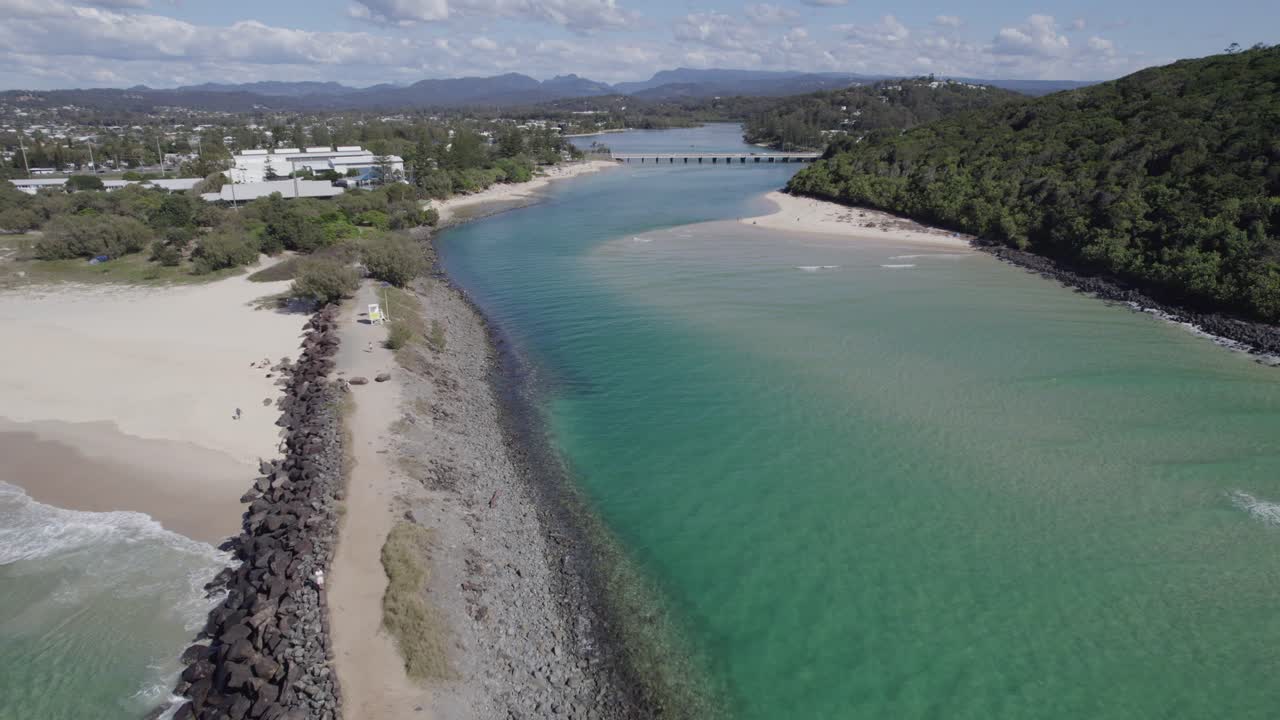 Frangiflutti di Tallebudgera ed escursione nella foresta di montagna di Burleigh Headland a Gold Coast, QLD Australia