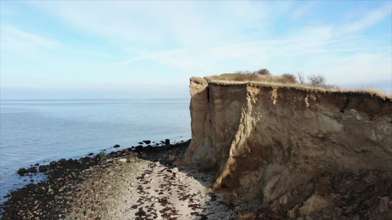 Cliff filmed near the greatbelt bridge in Denmark.