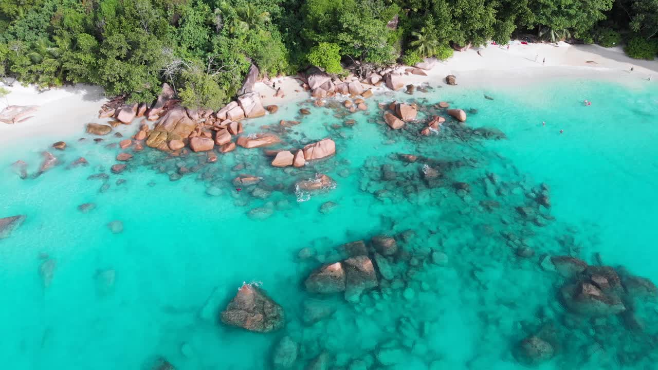 vista aérea de las playas más hermosas y aguas turquesas de las seychelles