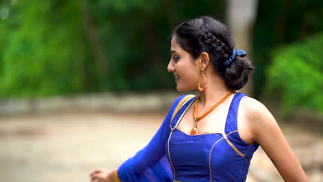 beautiful indian woman in traditional chaniya choli for navratri-4