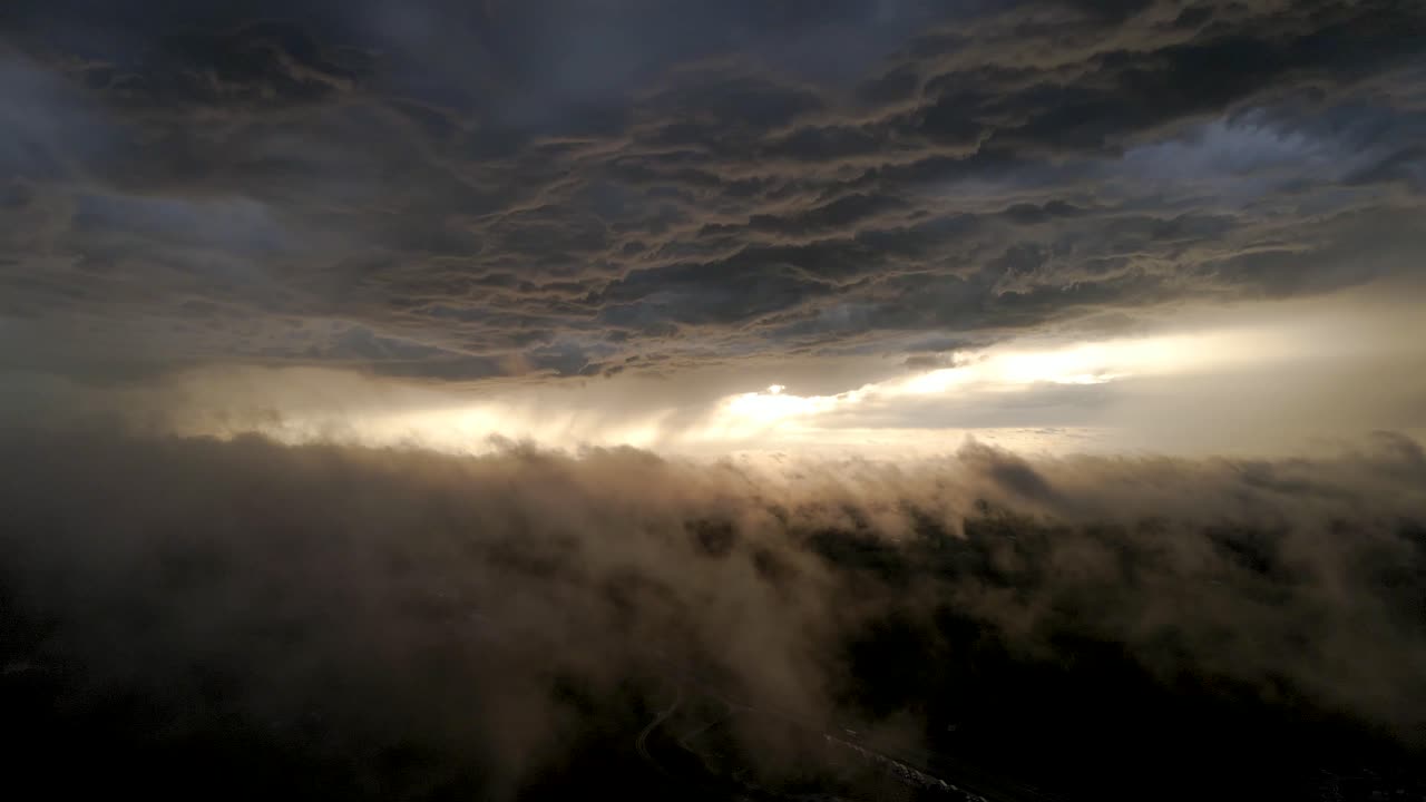 Panning through the fog during sunset in Warrenton, Missouri.