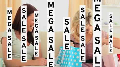 animación de mega venta de texto sobre dos mujeres felices