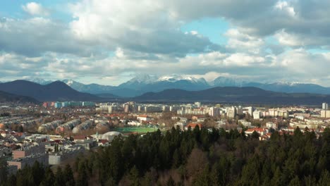 Panoramablick-Auf-Die-Hauptstadt-Ljubljana-In-Slowenien