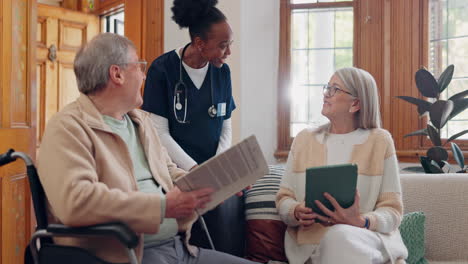 Elderly-care,-nurse-and-talking-in-home