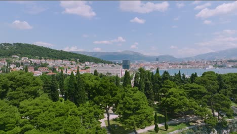 Green-Lush-Trees-Revealed-Port-of-Split-In-The-Central-Dalmatian-City-Of-Split,-Croatia