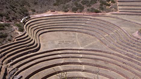 Complejo-Arqueologico-Moray-Andenes-Cantería-Inca---Cusco,-Peru-4