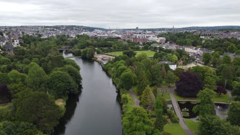 River-Lee-Cork-City-Irlanda-Vista-Aérea-Drone