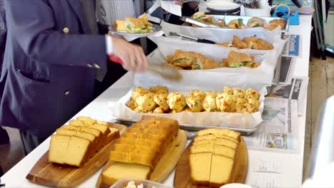 foto de comida deliciosa servida en una cena o recepción de bodas