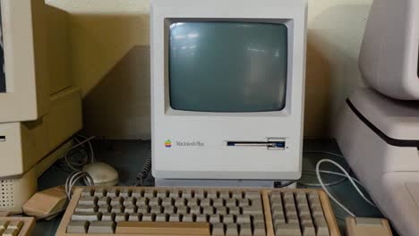 Vintage Apple Macintosh Plus Computer