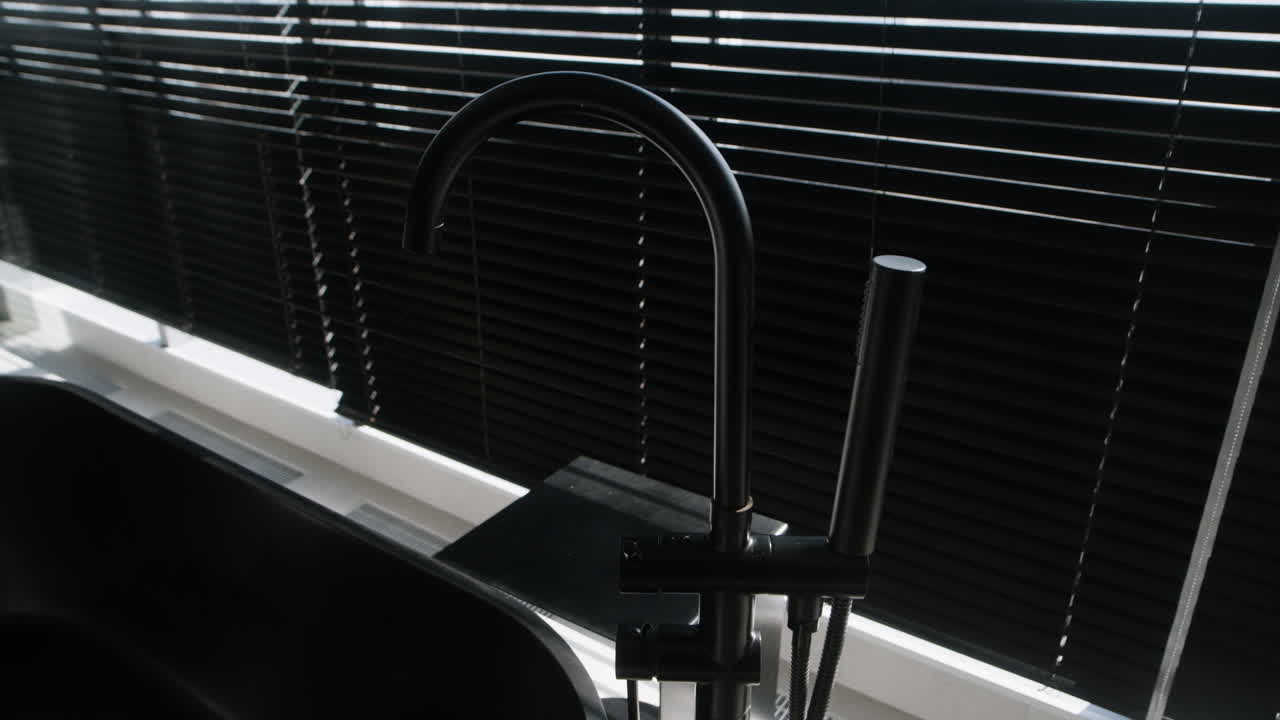 Modern Black Bathroom Faucet