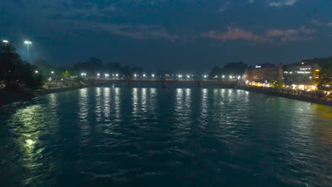 Hermosa-Vista-Nocturna-De-Haridwar,-Uttarakhand-India