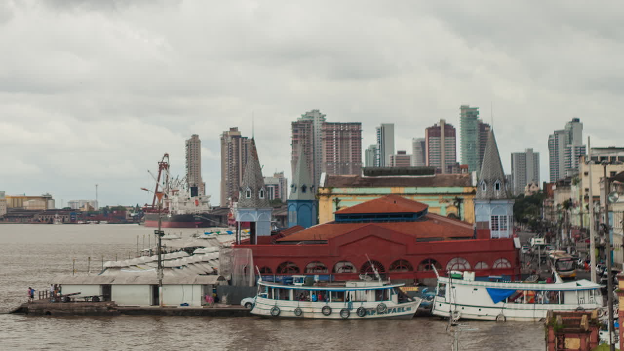 Time lapse of Mercado ver o peso and river front, Belem, Para, Brazil