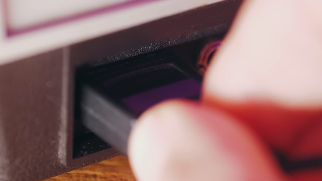 Connecting Cable to Retro Audio Device