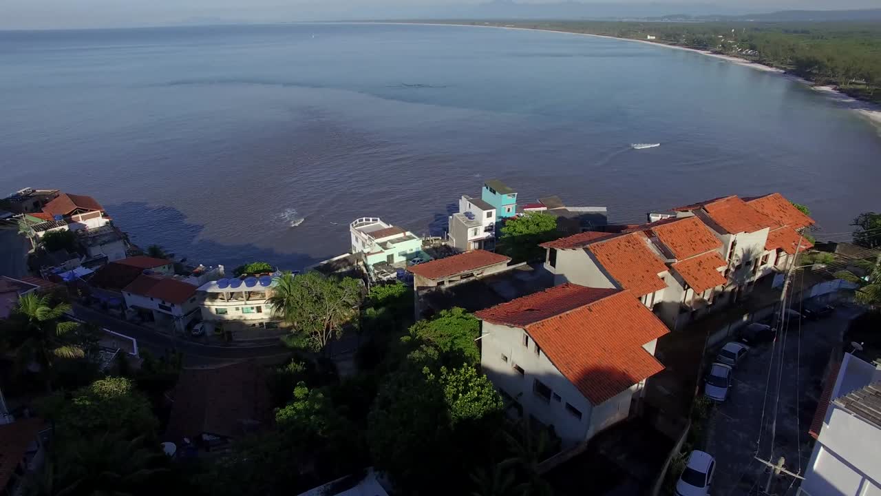 Spiagge e luoghi paradisiaci, spiagge meravigliose in tutto il mondo, Spiaggia di Restinga de Marambaia, Rio de Janeiro, Brasile.