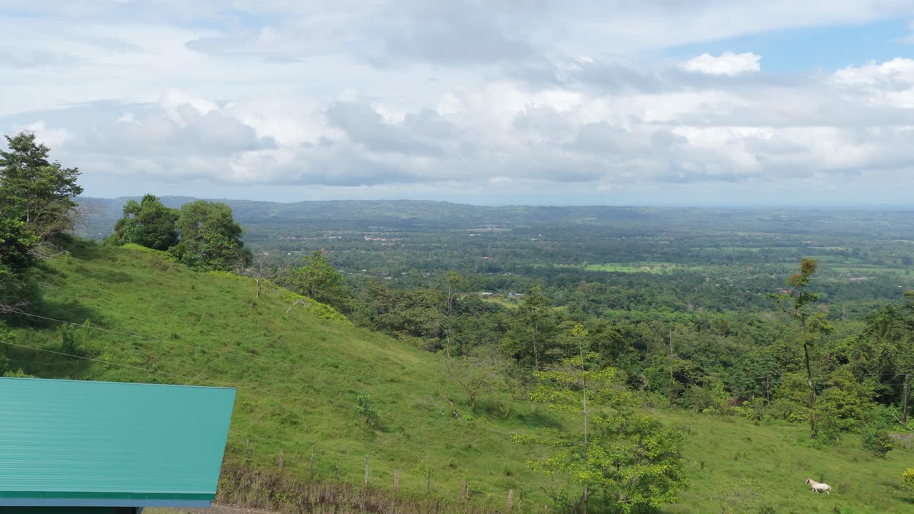 Lanskap Bukit Indah dengan Rumah Modern