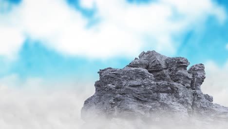 Blaue-Streifen-über-Felsen-Vor-Wolken,-Die-Sich-Am-Blauen-Himmel-Bewegen