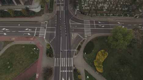 A-large,-empty-intersection-in-the-middle-of-a-city-in-Central-Europe