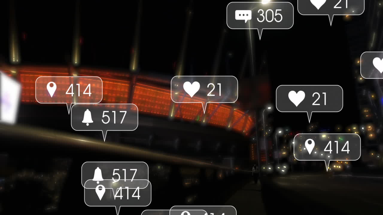 밤에 도로 교통과 도시 위의 소셜 미디어 아이콘과 숫자의 애니메이션