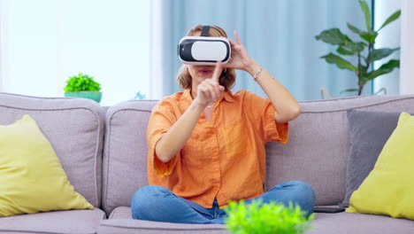vr, metaverso 3d y mujer en el sofá