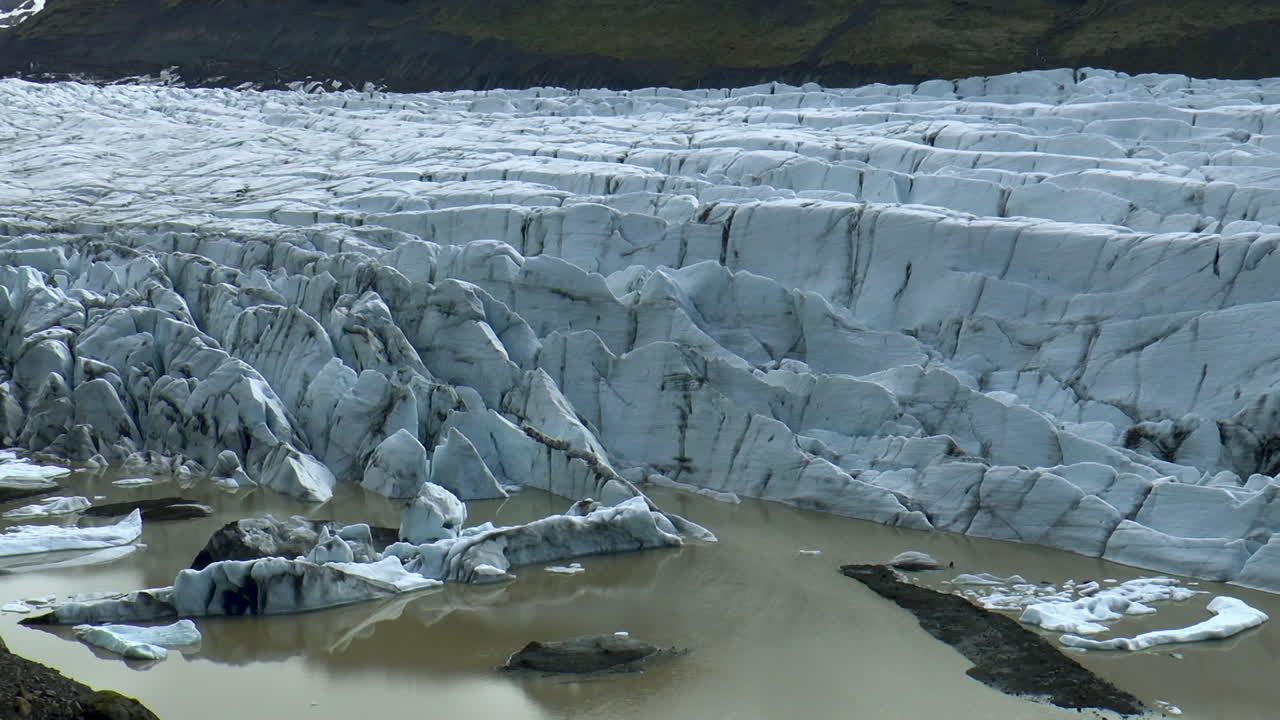 Panorama of Vatnajokull Glacier and glacier lagoon in Iceland J&ouml;kuls&aacute;rl&oacute;n Glacier Lagoon