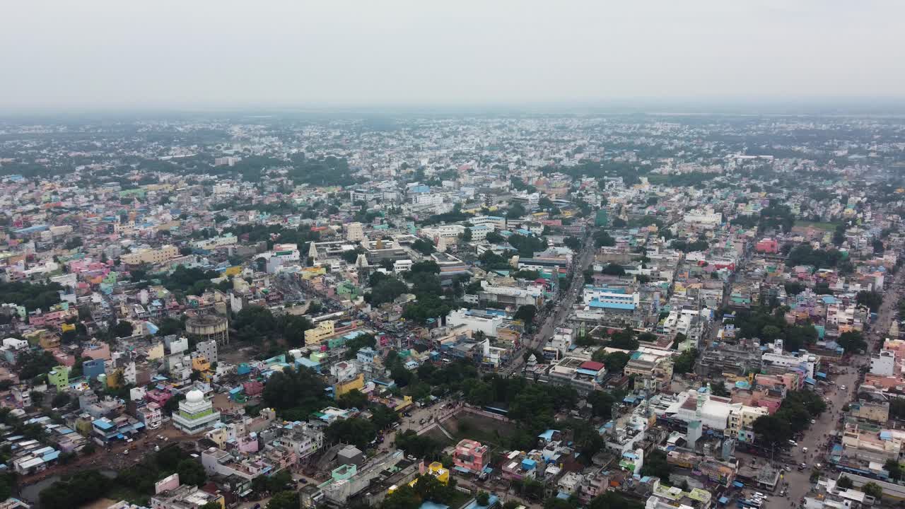 toma aérea de la ciudad de kanchipuram, tamil nadu