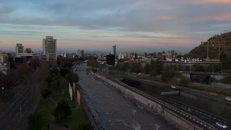 santiago de chile mañana de invierno providencia centro de la ciudad