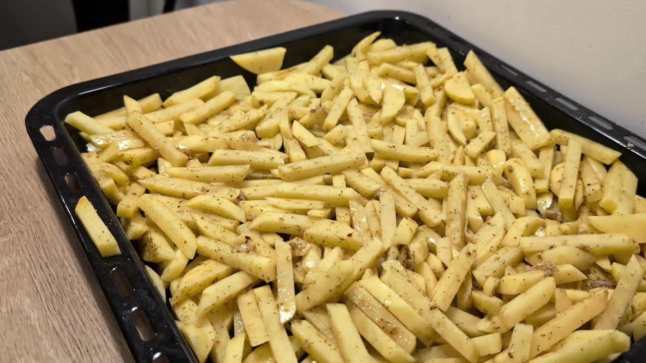 Close up shot of freshly prepared Garlic Black Pepper Mogo of mogo which is a root vegetable