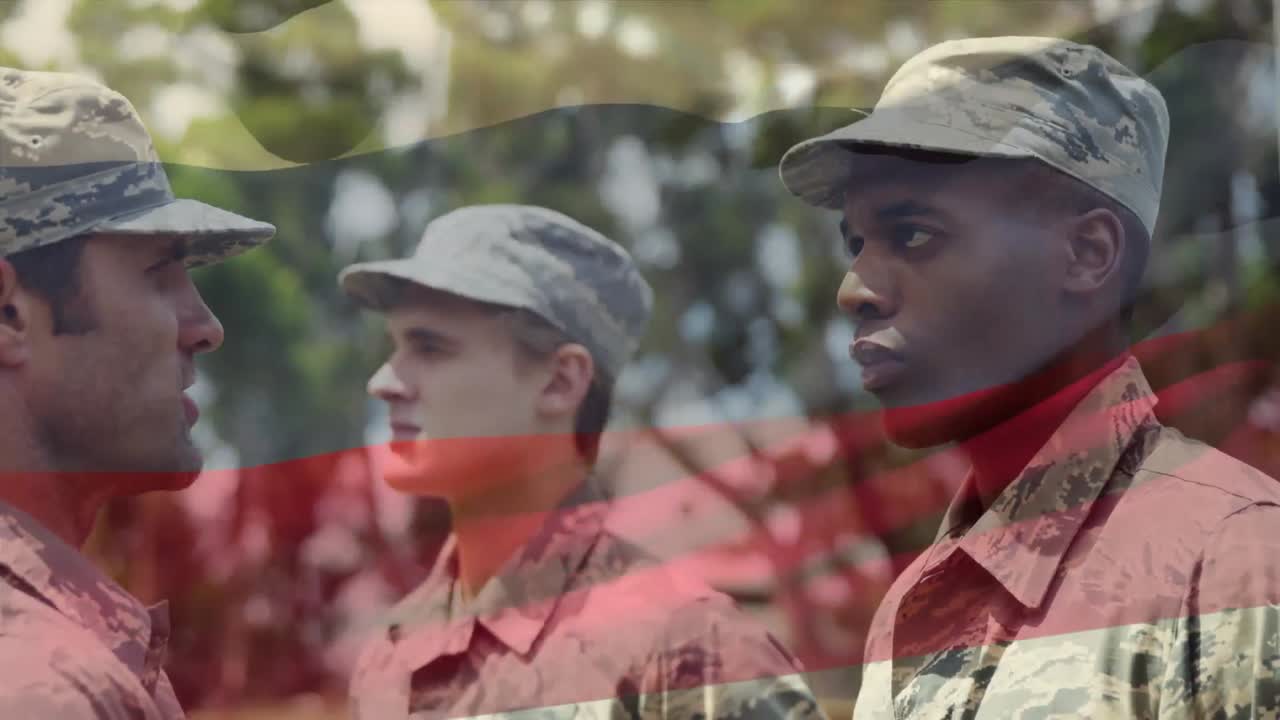 군인 들 위 에 있는 러시아 의  ⁇ 발 의 애니메이션