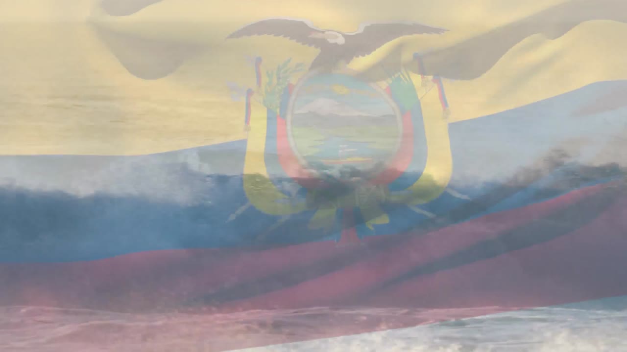 Composizione digitale della bandiera dell'Ecuador che sventola sulle onde del mare