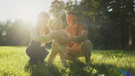 familia feliz en el parque