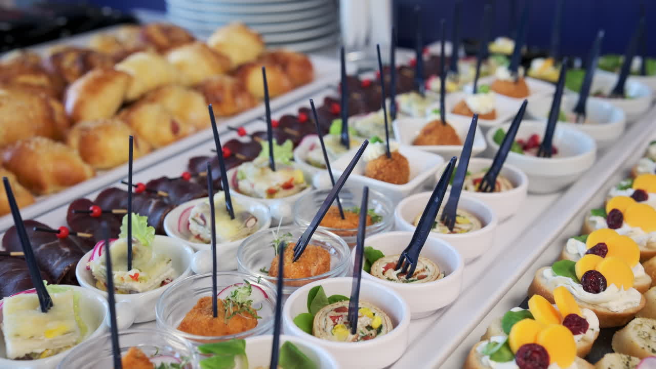 Food at the event canap&eacute;s and finger food