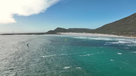 Kitesurfers-at-Misty-Cliff-near-Cape-Town