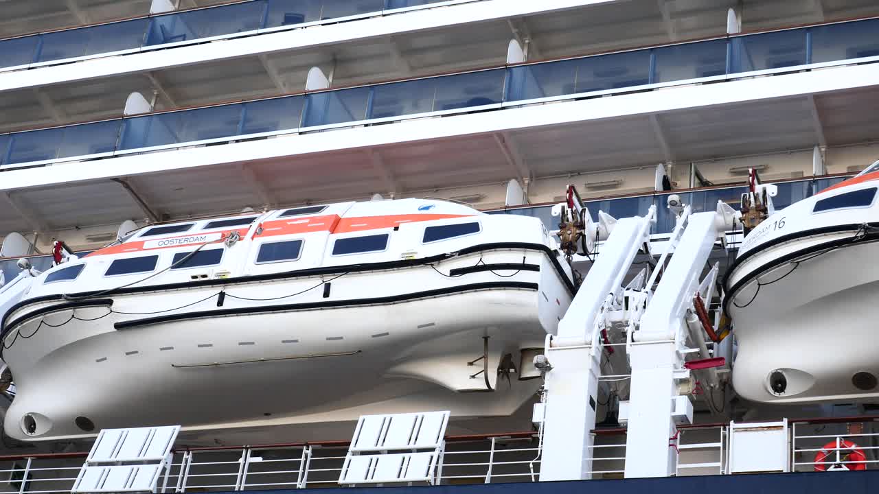 크루즈 선박 의 구명 보트 의 근접 사진