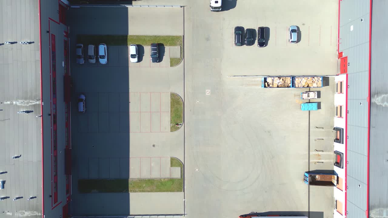 vista aérea del almacén de mercancías