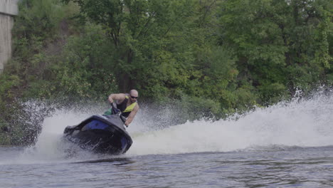 360-trick-jet-ski-slow-motion