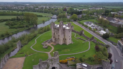 The-amazing-Trim-Castle-which-has-featured-in-films-such-as-Braveheart-and-more,-shot-in-excellent-4k-footage