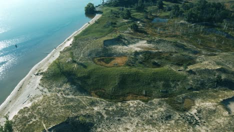 Dunas-De-Arena-En-Un-Montaje-Matricial-Con-Piezas-De-Piedra