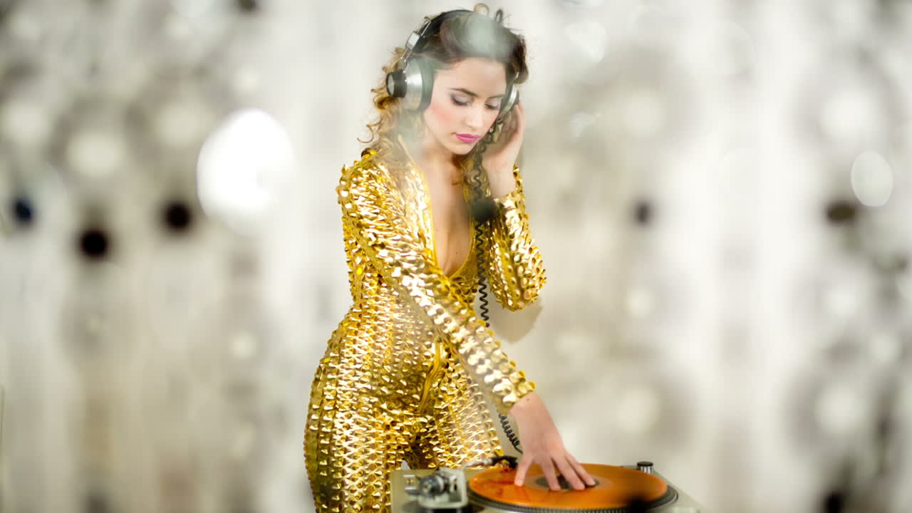 천천히 춤추는 여자 78