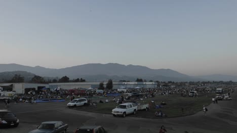 Nachtzeitraffer-Des-Ballonglühens-Beim-Klassischen-Zitrusballonfestival-In-Santa-Paula,-Kalifornien