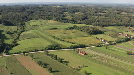 Filmaufnahmen-Eines-Kleinen-Dorfes-In-Bosnien-Und-Herzegowina