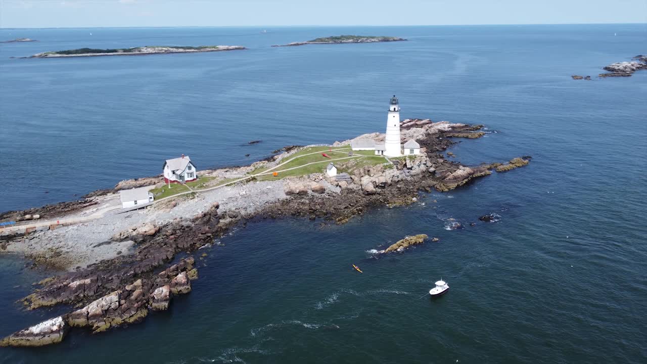 большой белый маяк в штате массачусетс