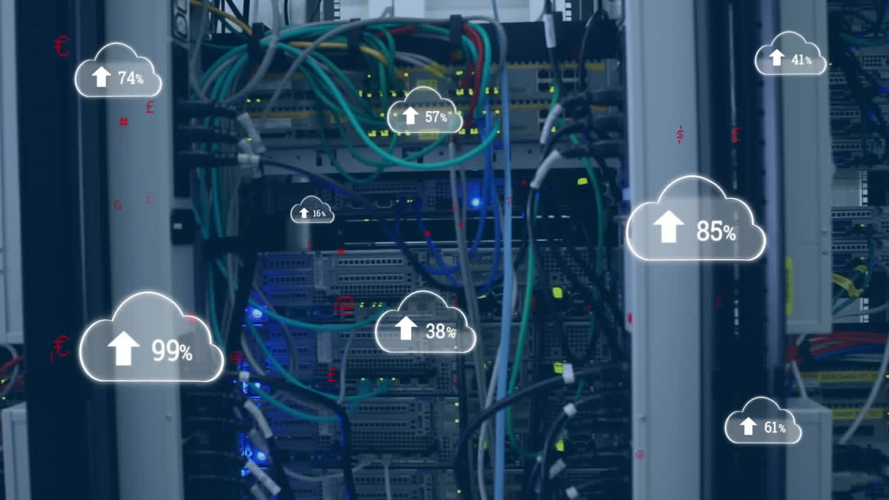 animazione di nuvole con percentuale e elaborazione dei dati tramite server informatico