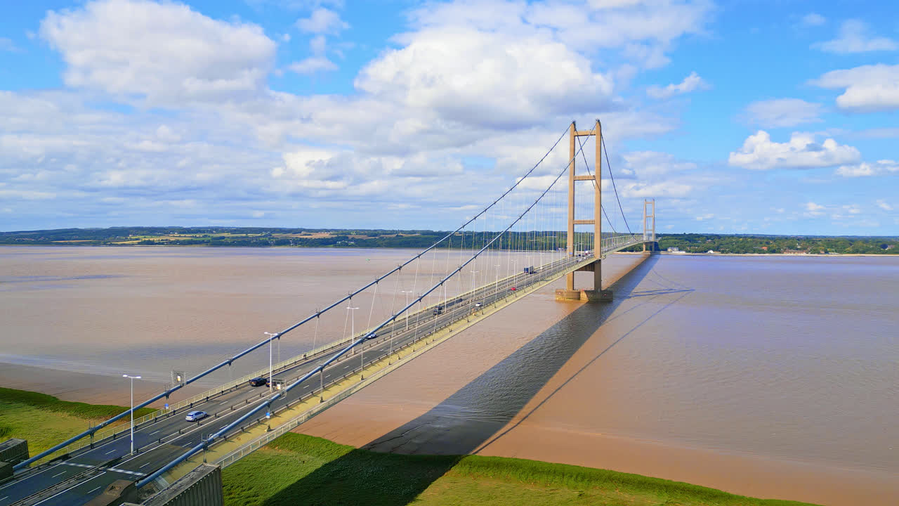 Aerial video of Humber Bridge: world's 12th largest single-span, connecting Lincolnshire to Humberside via River Humber