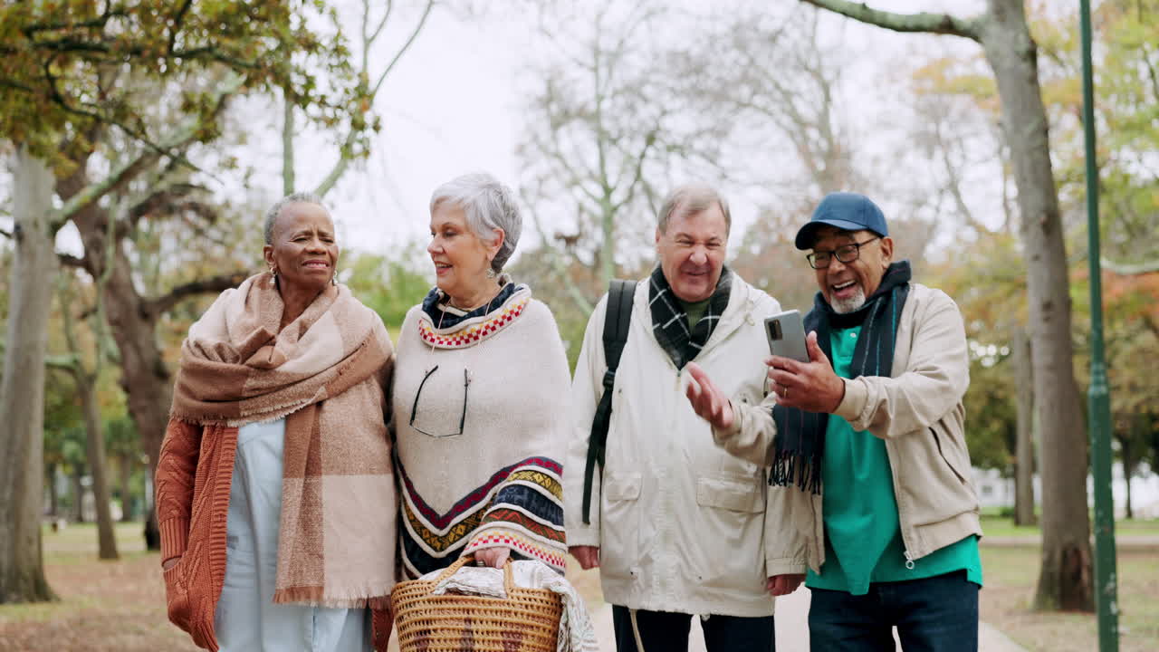 전화, 피크닉, 노인 기